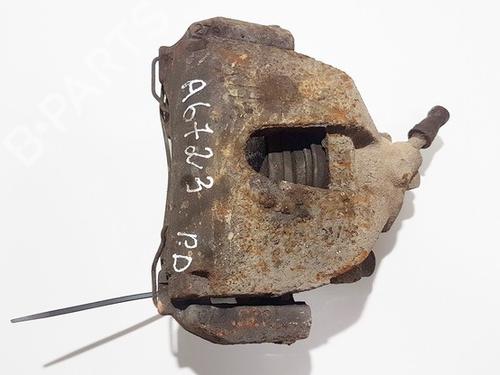 Used Right front brake caliper Right front brake caliper VOLVO V50 (545) 1.6 D (110 hp) 35559499 35559499