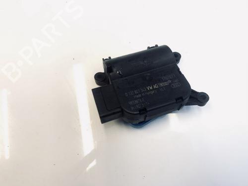 Used Electronic module Electronic module VW TOURAN (1T1, 1T2) 1.9 TDI (105 hp) 33089696 33089696