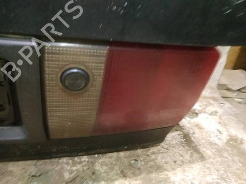 right-tailgate-light-audi-80-b4-saloon-8c2-1991-1992-1993-1994-1995-39968465 main image