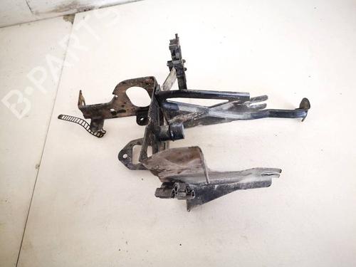 support-vw-passat-b5-variant-3b5-1997-1998-1999-2000-2001-32941127 main image