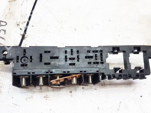 Used Fuse box Fuse box VW PASSAT B5 Variant (3B5) 1.9 TDI (110 hp) 33530058 33530058