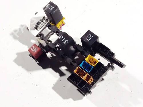 Fuse box AUDI 80 B4 Saloon (8C2) 1.9 TDI | BP32580739E1  - Image 6
