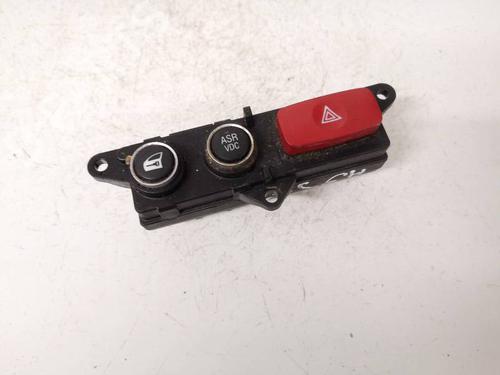 Warnblinkschalter für Warnblinkschalter ALFA ROMEO 159 (939_) 1.9 JTDM 8V (939AXE1B) (120 hp) 35188778 35188778