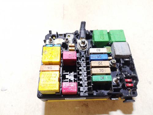 fuse-box-citroen-c4-cactus-2014-33107279 main image