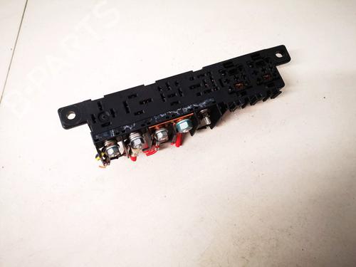 Used Fuse box Fuse box VW PASSAT B5 Variant (3B5) 1.9 TDI (90 hp) 32875206 32875206