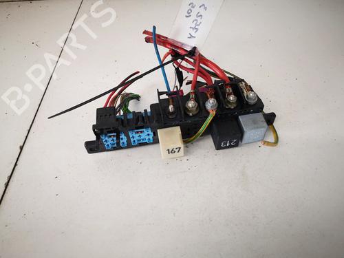 fuse-box-audi-a3-8l1-1996-1997-1998-1999-2000-2001-2002-2003-2004-2005-2006-32888879 main image