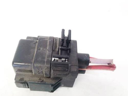 Used Fuse box Fuse box RENAULT MEGANE III Hatchback (BZ0/1_, B3_) 1.5 dCi (BZ09, BZ0D, BZ1W, BZ29, BZ14) (110 hp) 32596363 32596363