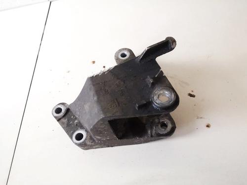 Used Engine mount Engine mount OPEL SIGNUM Hatchback (Z03) 2.2 DTI (F48) (125 hp) 32904902 32904902