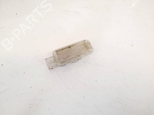 interior-roof-light-audi-a4-b5-8d2-1994-1995-1996-1997-1998-1999-2000-2001-35061055 main image