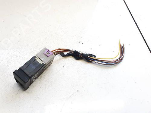 Used Switch Switch AUDI A4 B5 (8D2) 1.9 TDI (110 hp) 35155171 35155171