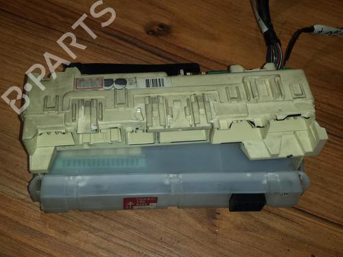 Used Fuse box Fuse box MAZDA 323 F V (BA) 1.5 16V (BA11) (88 hp) 33498860 33498860