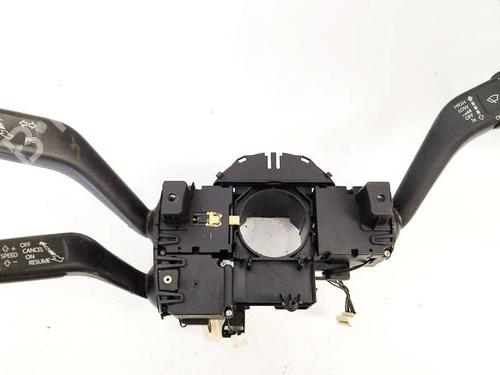 Used Warning switch Warning switch VW PASSAT B6 (3C2) 1.9 TDI (105 hp) 34757482 34757482
