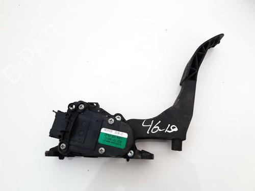 Pedal Pedal VW POLO IV (9N_, 9A_) 1.2 12V (64 hp) 35841763 35841763
