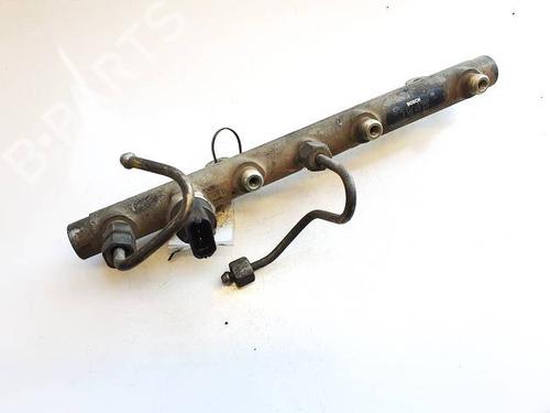 Used Injection rail Injection rail 35261637 35261637