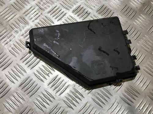 Used Fuse box Fuse box ROVER 25 I Hatchback (RF) 1.4 16V (103 hp) 33500534 33500534