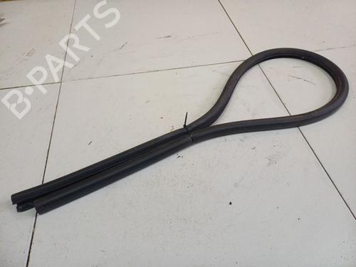 Gummiliste Gummiliste AUDI A5 (8T3) 2.0 TFSI (180 hp) 34880817 34880817