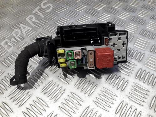 Used Fuse box Fuse box OPEL CORSA D (S07) 1.2 (L08, L68) (80 hp) 33501707 33501707