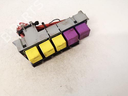 fuse-box-opel-meriva-a-mpv-x03-2003-2004-2005-2006-2007-2008-2009-2010-32916123 main image