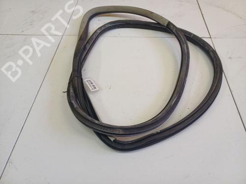 rubber-door-seal-saab-900-ii-1993-1994-1995-1996-1997-1998-1999-34933807 main image