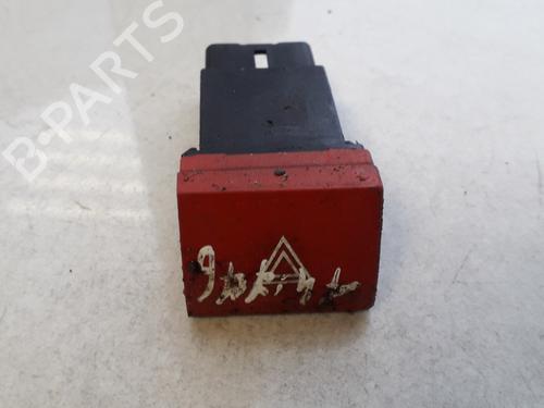 Used Warning switch Warning switch HYUNDAI ELANTRA III (XD) 2.0 CRDi (113 hp) 35852901 35852901