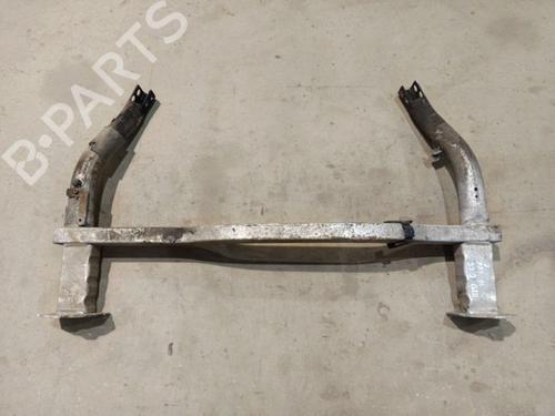 Used Front bumper reinforcement Front bumper reinforcement 38582259 38582259