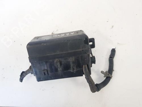 Used Fuse box Fuse box KIA SORENTO I (JC) 2.5 CRDi (170 hp) 32877202 32877202