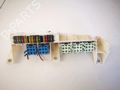 Used Fuse box Fuse box SUBARU LEGACY IV Estate (BP) 2.0 AWD (BP5) (138 hp) 33487434 33487434