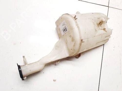 Used Windscreen washer tank Windscreen washer tank TOYOTA YARIS (_P1_) 1.3 (NCP10, SCP12_) (86 hp) 35027556 35027556