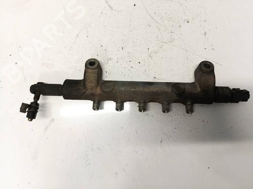 Injection rail NISSAN PRIMERA Hatchback (P12) 2.2 Di | BP34986691M98 - Image 2