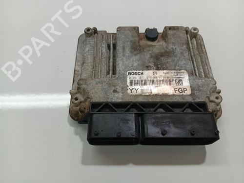 Used Engine control unit (ECU) OPEL SIGNUM Hatchback (Z03) 1.9 CDTI (F48) (150 hp) 32549343