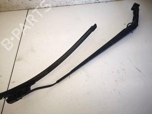 Vindspejlsviskerarm TOYOTA COROLLA Verso (ZER_, ZZE12_, R1_) 2.0 D-4D (CUR10_, CUR10R) (116 hp) 33097808