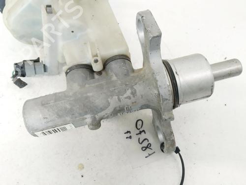 Used Brake master cylinder Brake master cylinder SAAB 9-3 (YS3F, E79, D79, D75) 2.0 t (163 hp) 35393577 35393577