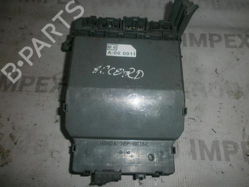 Used Fuse box Fuse box HONDA ACCORD VII (CL, CN) 2.0 (CL7) (155 hp) 33516250 33516250