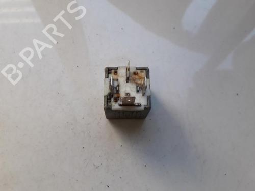 Electronic sensor AUDI 80 B4 Saloon (8C2) 1.9 TDI | BP33511600M84 - Image 2