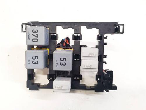 fuse-box-vw-tiguan-5n_-2007-2008-2009-2010-2011-2012-2013-2014-2015-2016-2017-2018-32577933 main image