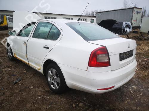 Electronic module SKODA OCTAVIA II (1Z3) 1.6 TDI | BP32950977M83  - Image 10