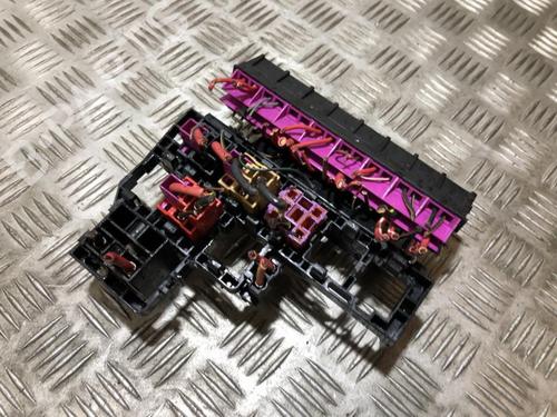 Used Fuse box Fuse box FORD GALAXY I (WGR) 1.9 TDI (115 hp) 33499135 33499135