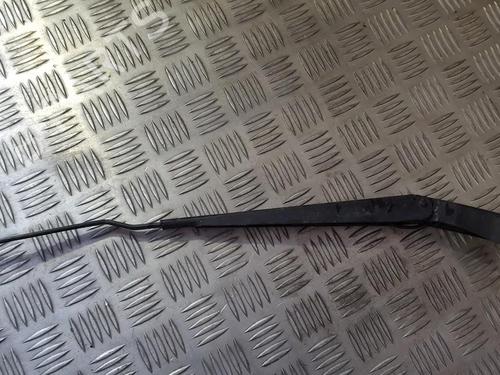 front-windshield-wiper-arm-volvo-s60-i-384-2000-2001-2002-2003-2004-2005-2006-2007-2008-2009-2010-33493267 main image