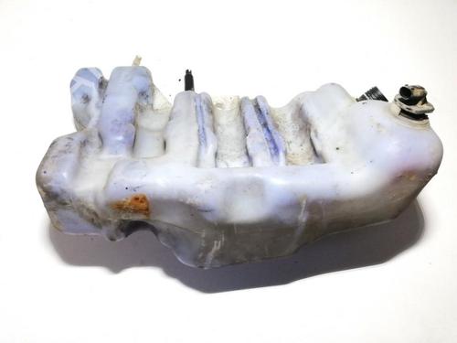 windscreen-washer-tank-bmw-5-e39-1995-1996-1997-1998-1999-2000-2001-2002-2003-35835871 main image