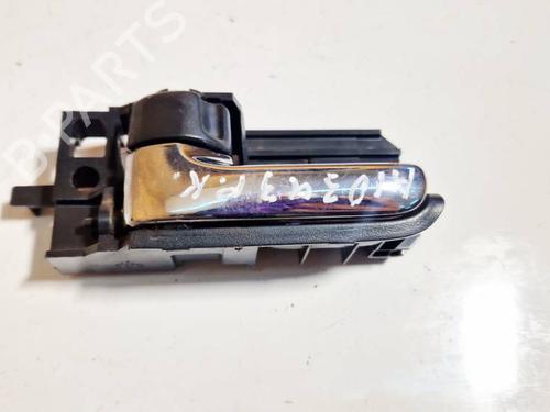 Used Front left interior door handle Front left interior door handle TOYOTA COROLLA (_E12_) 2.0 D-4D (CDE120R, CDE120L_) (110 hp) 35018185 35018185