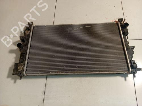 Used Water radiator Water radiator CHEVROLET CRUZE Hatchback (J305) 2.0 CDI (163 hp) 40245404 40245404