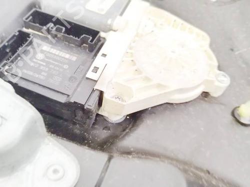 Right front window motor VW PASSAT B6 (3C2) 2.0 TDI | BP34922300E20 - Image 3
