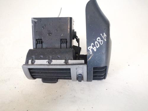 Used Air vent Air vent FIAT STILO (192_) 1.9 JTD (192_XE1A) (115 hp) 32907889 32907889