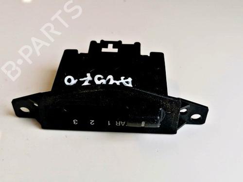 Used Climate control Climate control MAZDA MPV II (LW) 2.0 DI (136 hp) 35632989 35632989