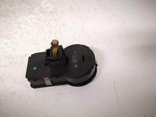 Switch OPEL ASTRA J (P10) 1.7 CDTI (68) | BP38503289I30 - Image 2