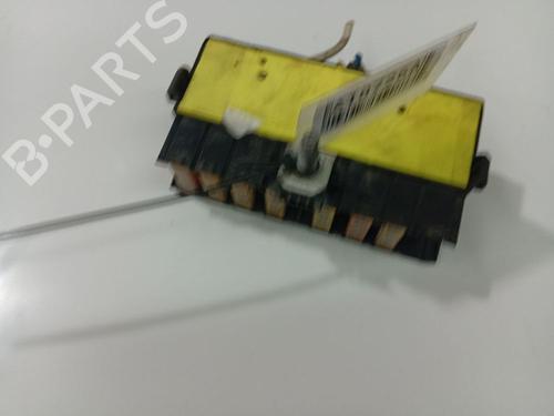 Used Fuse box Fuse box CITROËN C5 III (RD_) 2.0 HDi (RDRHD8, RDRHDJ, RDRHR8, RDRHRJ) (136 hp) 32970637 32970637