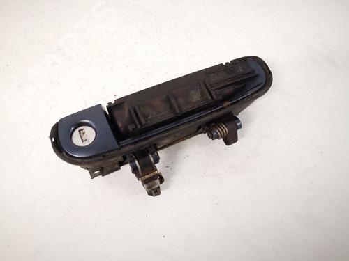 front-left-exterior-door-handle-audi-a6-c5-4b2-4b4-1997-1998-1999-2000-2001-2002-2003-2004-2005-35428564 main image
