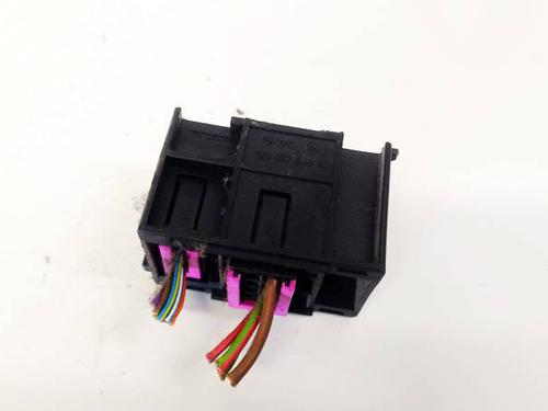 Used Fuse box Fuse box SKODA OCTAVIA II (1Z3) 1.9 TDI (105 hp) 32604993 32604993