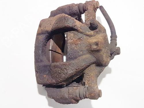 Used Right front brake caliper Right front brake caliper 35567611 35567611