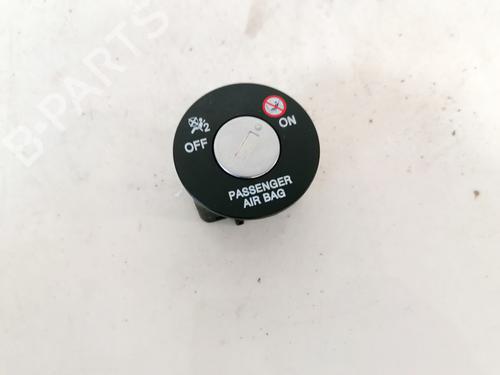 switch-hyundai-i30-estate-gd-2012-33094071 main image